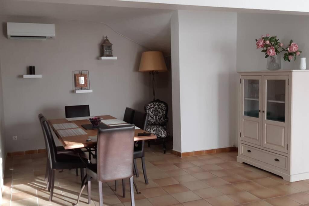 Appartement spacieux et chaleureux à Grasse Extérieur photo