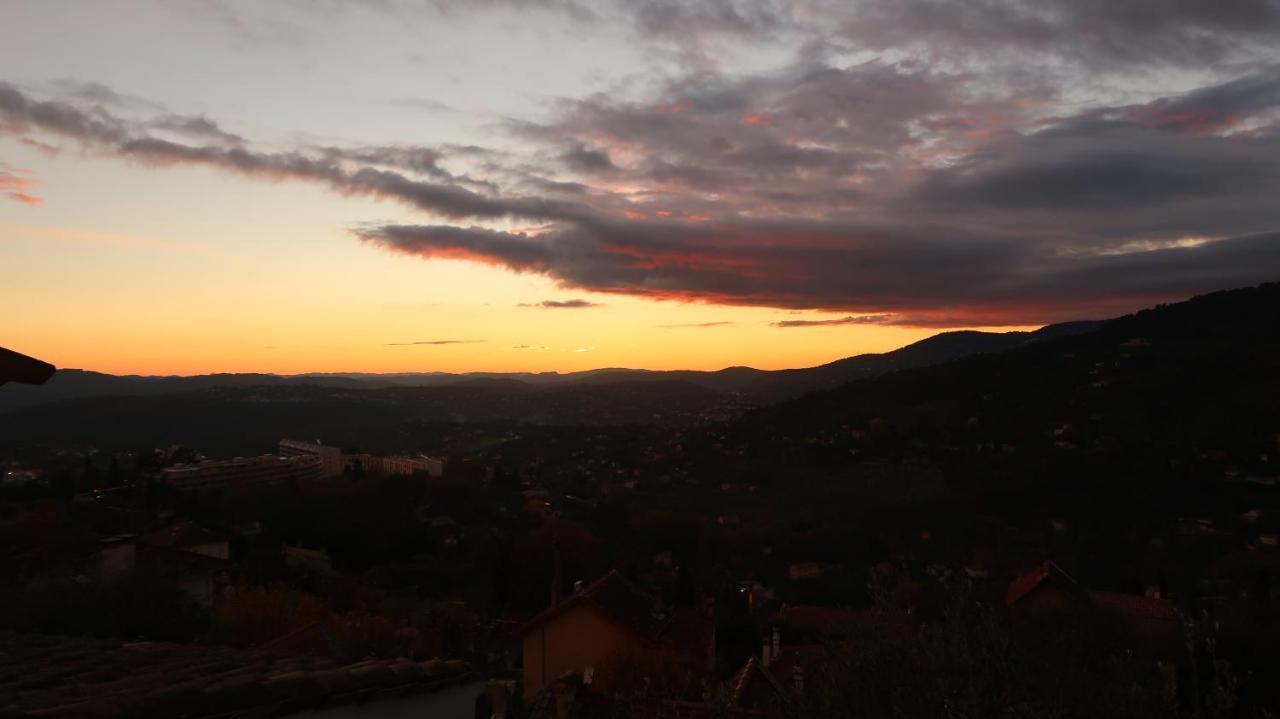 Appartement spacieux et chaleureux à Grasse Extérieur photo